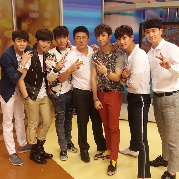 ประมวลภาพ สรุยุทธ กับดาราเกาหลี ซี้กันสุด ๆ