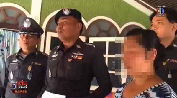 บุกค้นบ้านมอส 1 ในแก๊งยกพวกรุมสกรัมวัยรุ่นดับ-แม่เผยมีคดีติดตัว