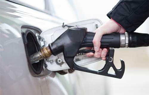 เทียบจะจะ! ราคาน้ำมันทั่วโลก คนไทยใช้น้ำมันแพงอันดับ 10 ของโลก 