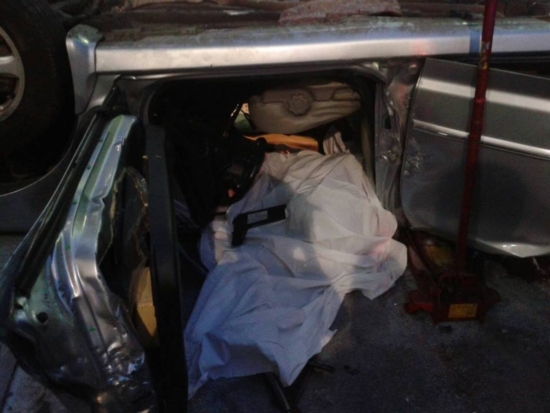 รถเก๋งตกลานจอดรถเดอะมอลล์บางกะปิ คนขับเสียชีวิต 1 ราย