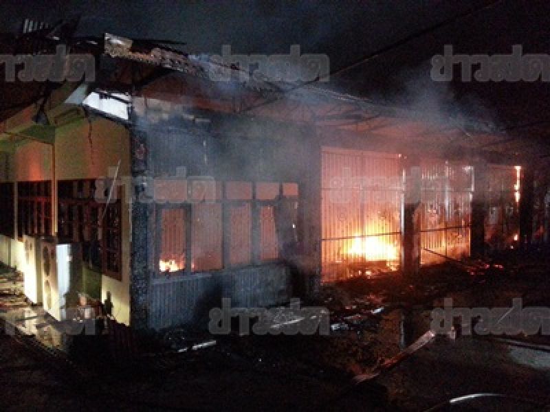 ไฟไหม้ศาลาปฏิบัติธรรม-พิพิธภัณฑ์ของเก่า ชลบุรี 