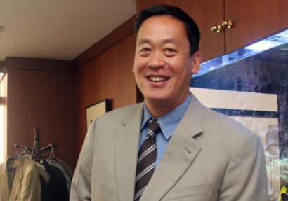 เศรษฐา ทวีสิน 