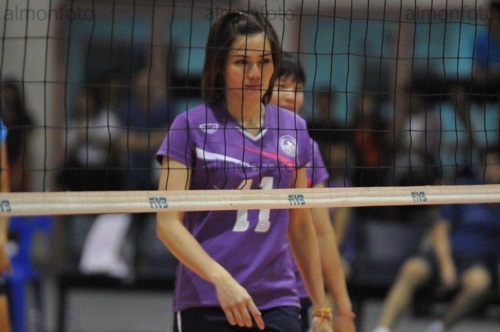ดาวรุ่งนักตบ คารีน่า เคราเซอร์ นางฟ้าแห่งวงการวอลเลย์ไทย