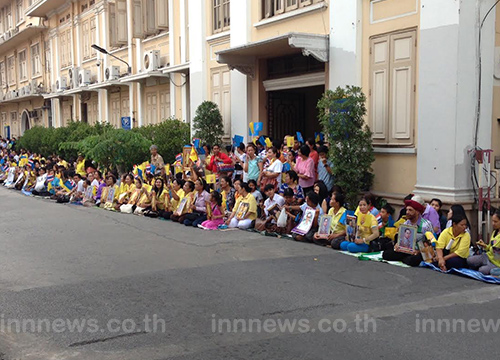  ในหลวง-ราชินี งดเสด็จฯ กลับพระตำหนักจิตรลดา ค่ำนี้