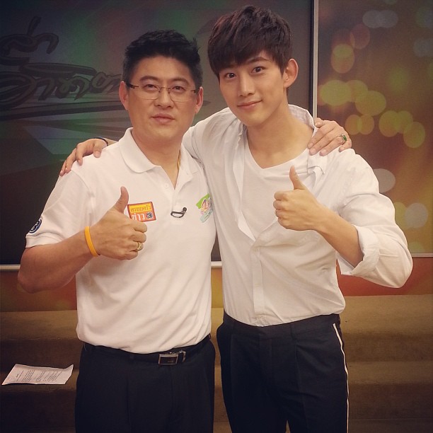 ประมวลภาพ สรุยุทธ กับดาราเกาหลี ซี้กันสุด ๆ