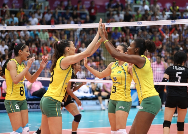 วอลเลย์บอลหญิงไทย บราซิล