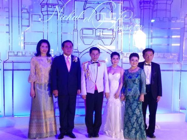 ประยุทธ์ จันทร์โอชา เป็นประธานงานแต่ง สรรเสริญ-นิชุบล