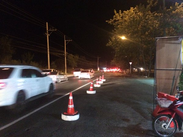 คนทยอยเดินทางกลับกรุงเทพฯ พบขาเข้าตัวเมืองโคราช รถติดหนึบ