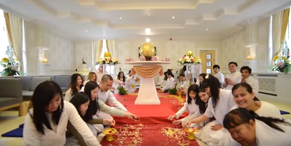 วัดพระธรรมกายนิวคาสเซิล หลังแชร์มั่วเป็นคฤหาสน์ พระธัมมชโย