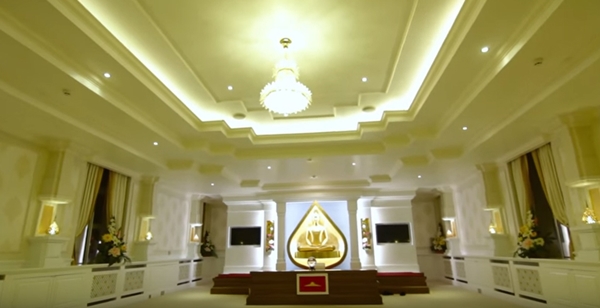 วัดพระธรรมกายนิวคาสเซิล หลังแชร์มั่วเป็นคฤหาสน์ พระธัมมชโย