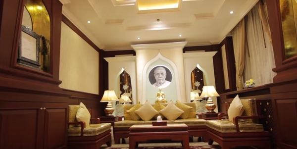 วัดพระธรรมกายนิวคาสเซิล หลังแชร์มั่วเป็นคฤหาสน์ พระธัมมชโย