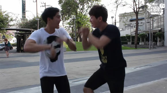 มาดูข้อแตกต่างของคนเกาหลีที่อยู่เมืองไทย 1 ปี กับ 10 ปี 