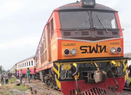 รถไฟสายสุราษฎร์ฯ-สุไหงโก-ลก ตกรางที่ยะลา