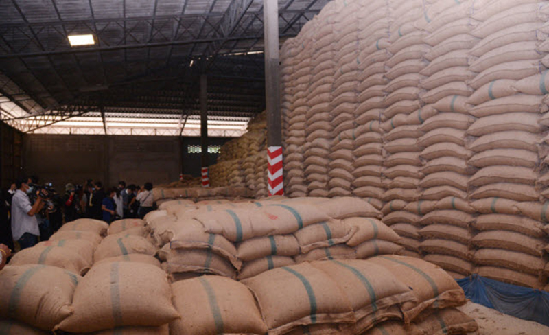 อ่วมหนัก ! ศาลพิพากษา บุญทรง พร้อมพวก ชดใช้ 1.5 หมื่นล้าน ชี้จงใจทุจริตจำนำข้าว