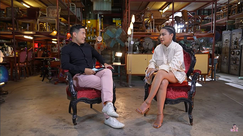 พิมรี่พาย เผยเบื้องหลังไลฟ์ขายของ ปวดฉี่ - ...ไหล ก็ต้องทน - กล่องสุ่ม 1 แสน กำไรเท่าไร ?