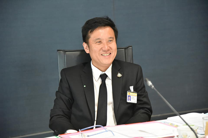ประวิตร วงษ์สุวรรณ สวนสื่อจบอะไร..ราชภัฏ จนคนมอง เหยียดสถาบันหรือเปล่า