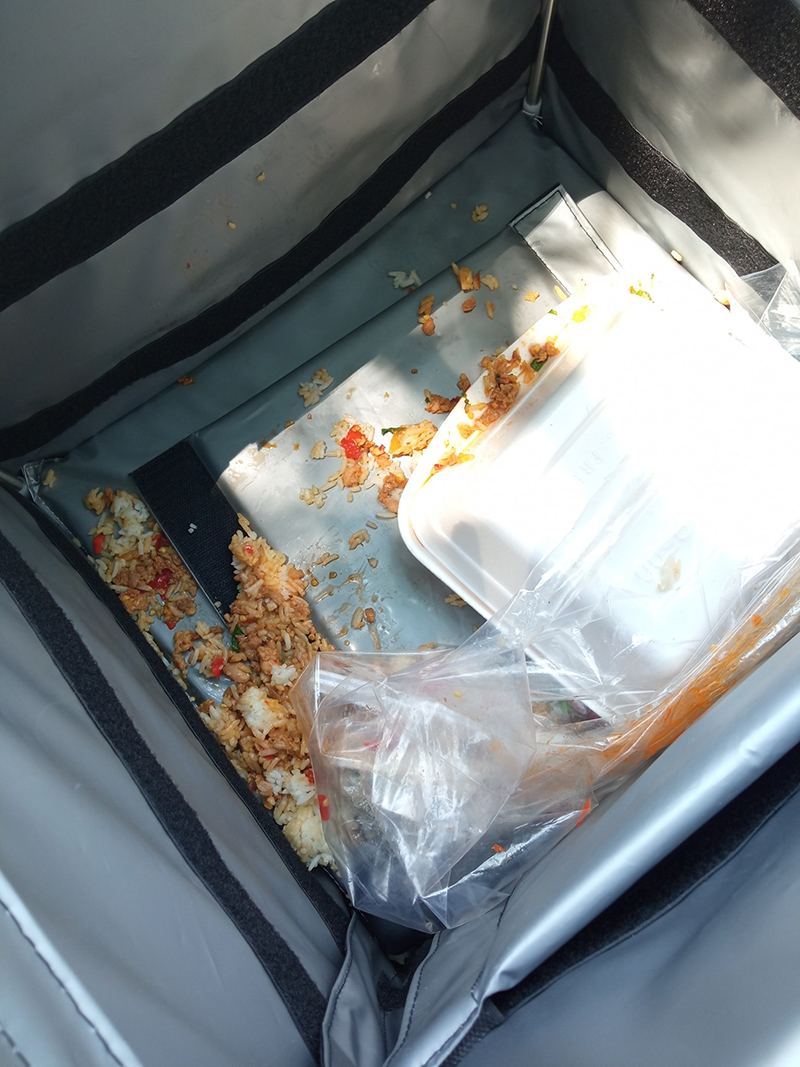 ลูกค้าหิวจัด สั่งไรเดอร์ 