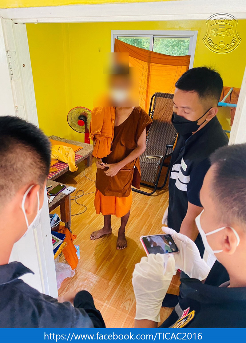 จับโมเดลลิ่งปลอม ล่อลวงเด็กหญิงถ่ายคลิปเปลือยขอดูหุ่น  สุดท้ายโป๊ะแตก ที่แท้เป็นพระ