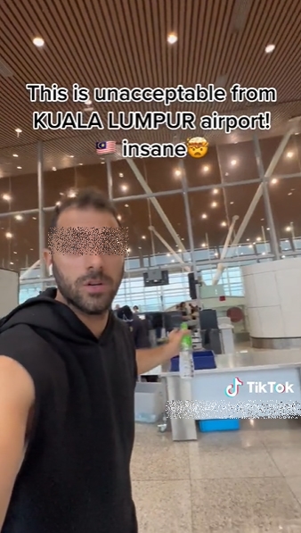 นทท. อัดคลิปโวย สนามบินไม่ให้เอาน้ำขึ้นเครื่อง ลั่นที่อื่นไม่มีแบบนี้ แต่เจอทัวร์ลงยับ