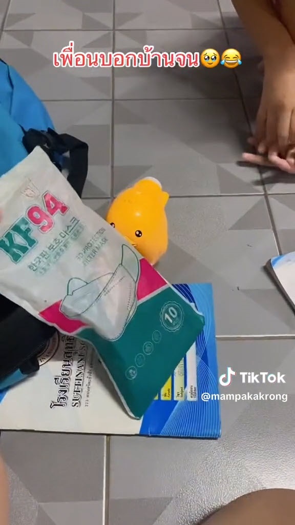 ลูกโดนเหยียดบ้านจน ปมใส่แท่งสีในถุงแมสก์ไป รร. ด้านแม่อธิบายเหตุผล ทำไมถึงทำ