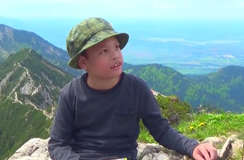 ชมคลิปอัพเดท พระองค์ทีฯ อินเยอรมนี ทรงศึกษาธรรมชาติ