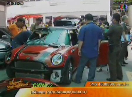 พบแล้ว! มินิคูเปอร์แดงชนพลเมืองดี เร่งล่าตัวคนขับ