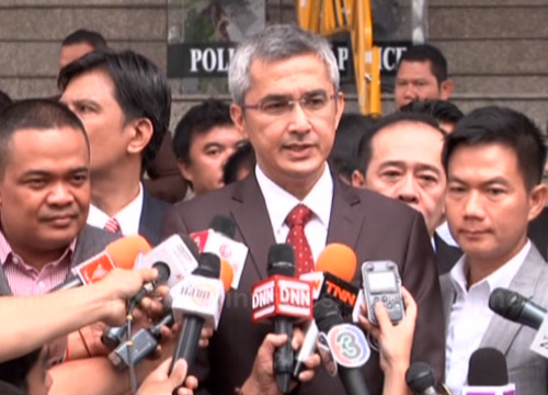 ก่อแก้ว พิกุลทอง