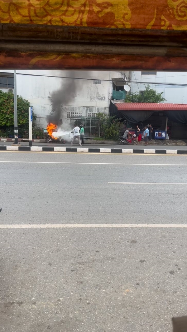 รถไฟฟ้าไฟไหม้