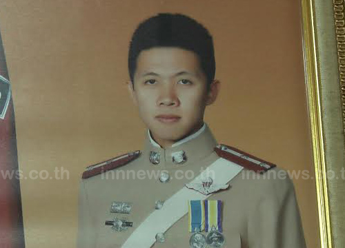 ฆ่ายกครัว 3 ศพ  น้องชาย สารภาพร่วมมือกับเพื่อนชาย จ้างฆ่าพ่อแม่พี่ชาย