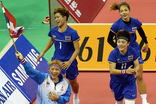 ตะกร้อเอเชียนเกมส์ 2014 ทีมเดี่ยวหญิงไทยคว่ำเกาหลีใต้ คว้าเหรียญทอง