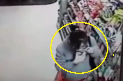 โอ้โห อึ้งสุด คลิปสาวจีนแอบเลียไอติมในซูเปอร์มาร์เกต แล้วเก็บที่เดิม