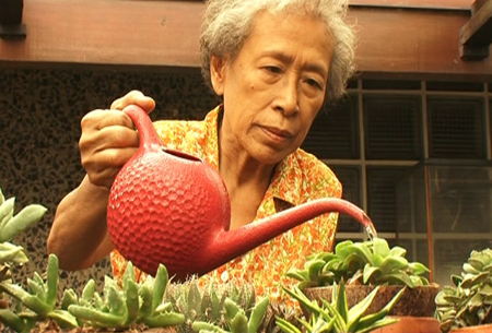 หญิงชราสองพี่น้อง กับ 2 สังขาร 1 วิญญาณ