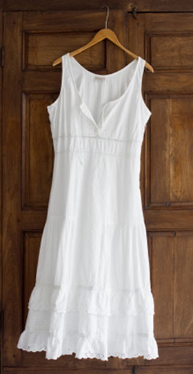 เสื้อผ้า