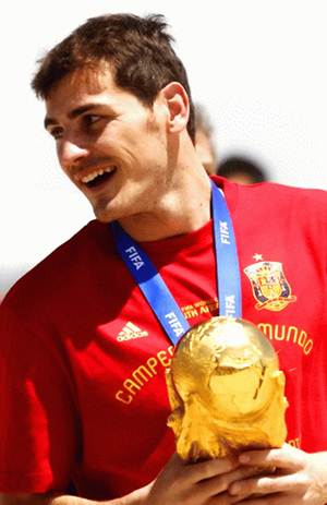 อีเคร์ คาซิยาส