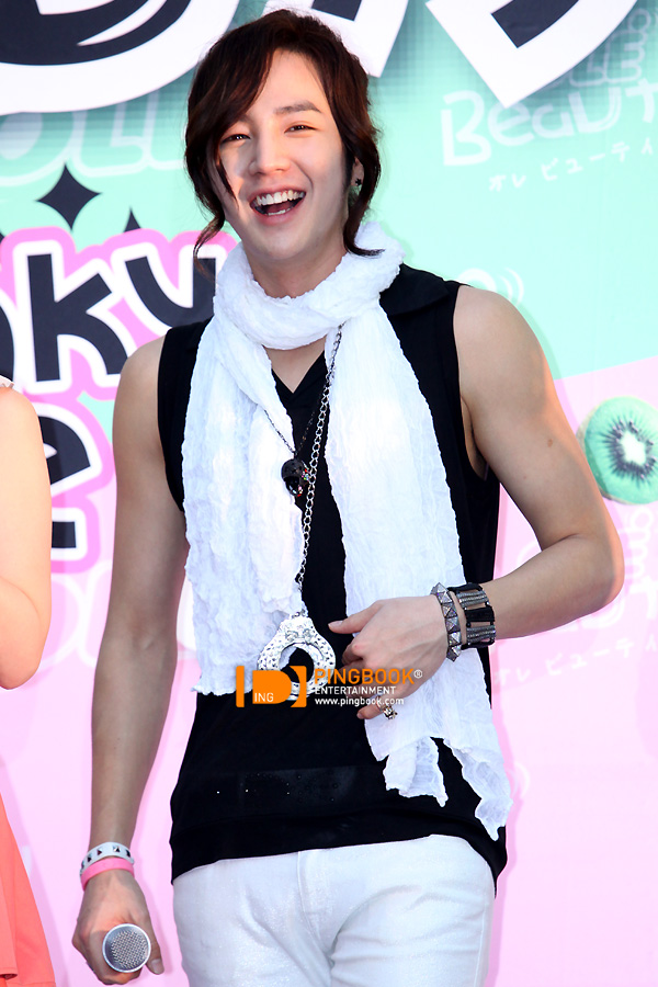 จางกึนซอก มาไทย