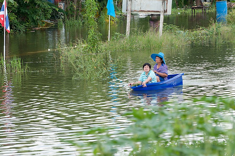 น้ำท่วมอ่างทอง 2554