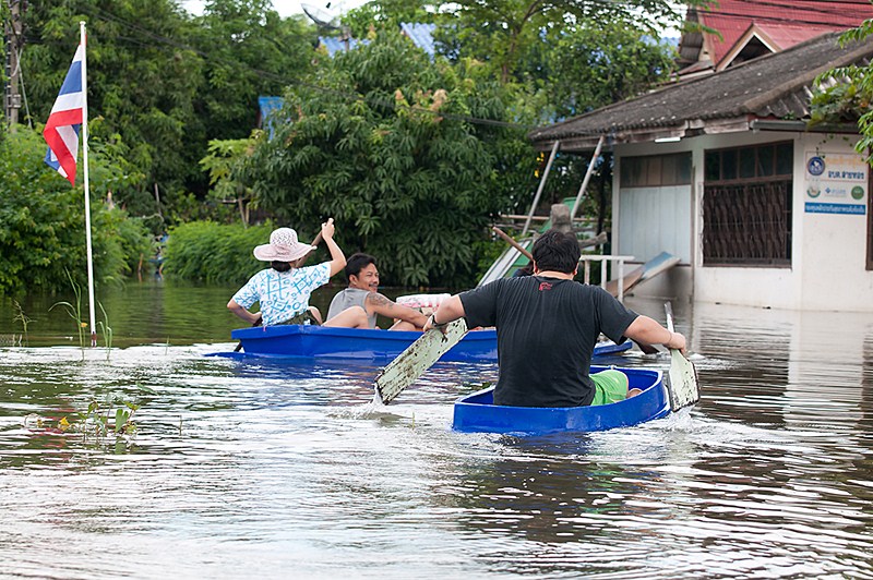 น้ำท่วมอ่างทอง 2554 