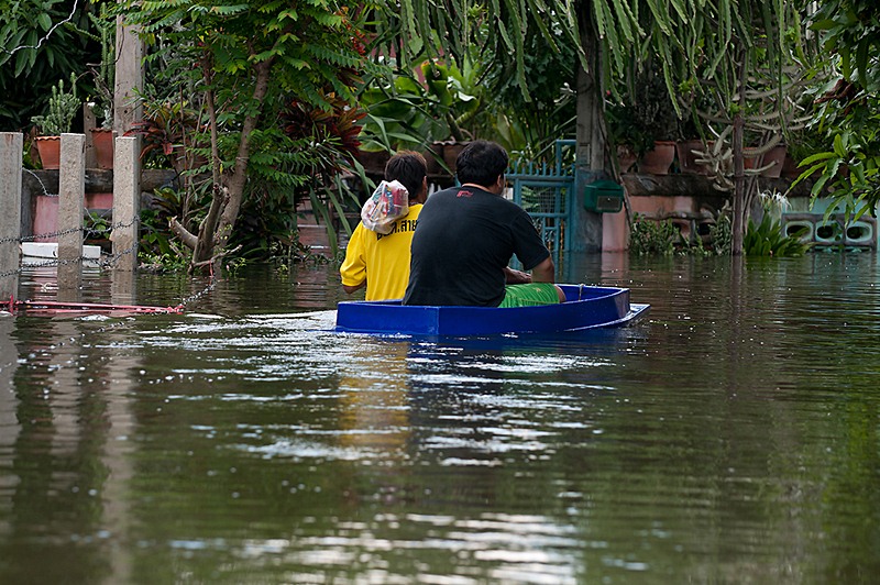 น้ำท่วมอ่างทอง 2554 