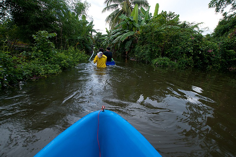 น้ำท่วมอ่างทอง 2554 