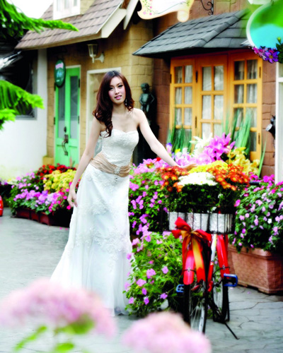 ปอย ตรีชฎา