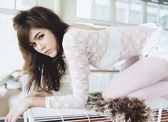 ชมพู่ อารยา เอ ฮาร์เก็ต