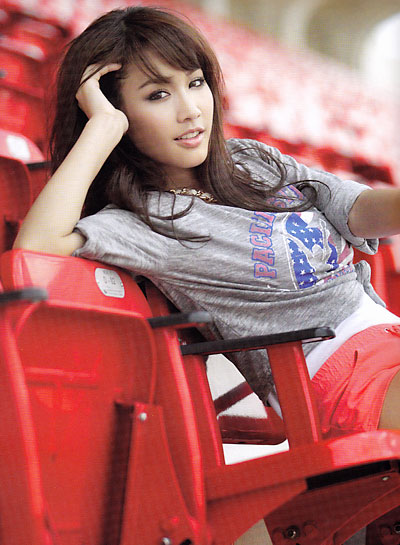 มิน พีชญา วัฒนามนตรี 